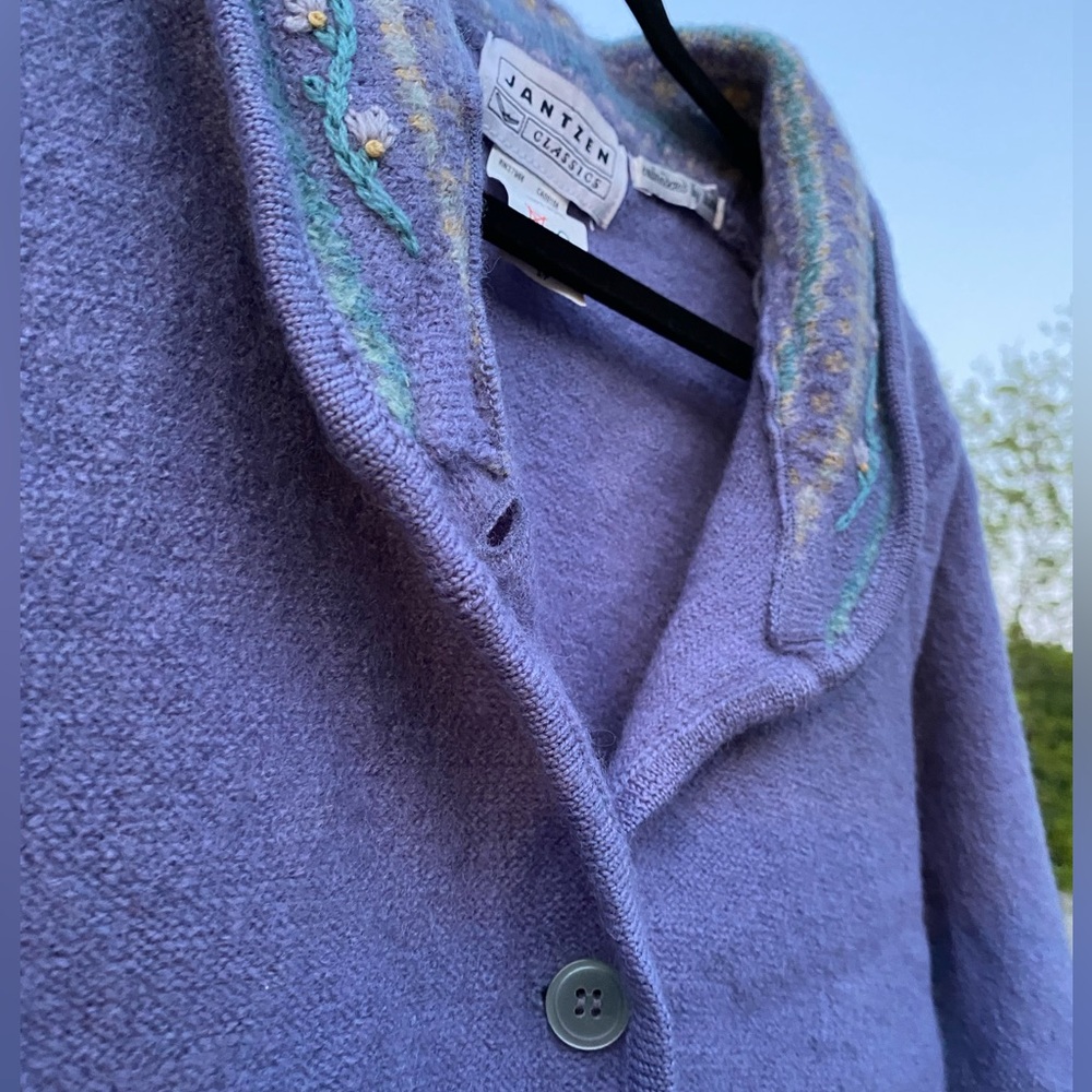 Gorgeous Janzten hand embroidered sweater